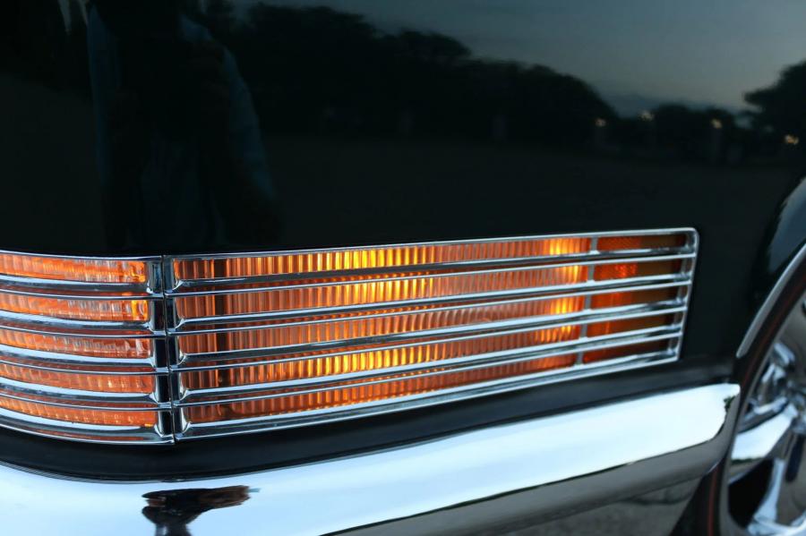 Детали экстерьера Cadillac DeVille 9-passenger Station Wagon by WISCO (B9114767) 1969 года  (фото 38 из 147)